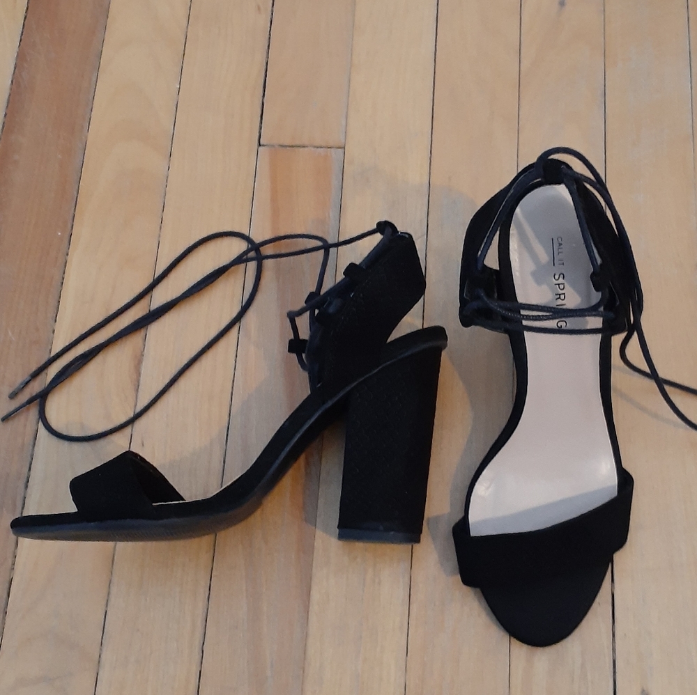 ALDO'S CALL IT SPRING Dressy Black Block Faux Suede Heels - Size 7